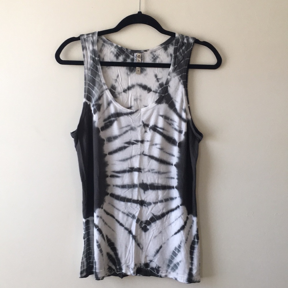 XCVI >> NWOT / tie dye tank